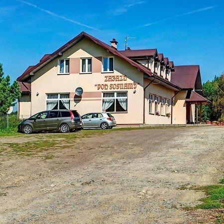 Zajazd Pod Sosnami Berezka Esterno foto
